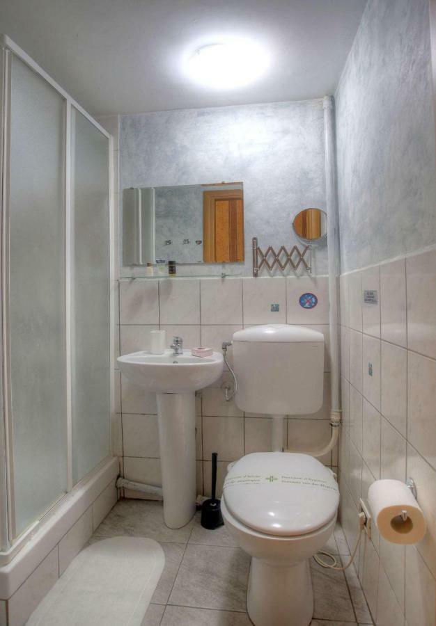 Bed and Breakfast Art Domus Reale Roma Exterior foto