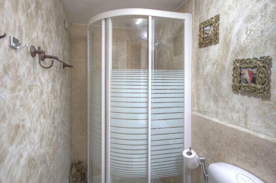 Bed and Breakfast Art Domus Reale Roma Exterior foto